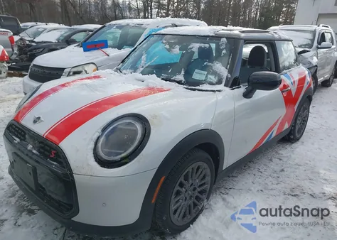 2025 Mini Hardtop Cooper S z USA, uszkodzony, nr VIN WMW23GD00S2W18443